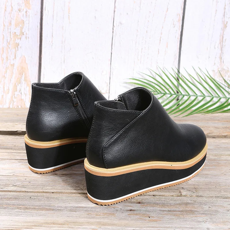 Botines Coral – Cuña con cremallera lateral