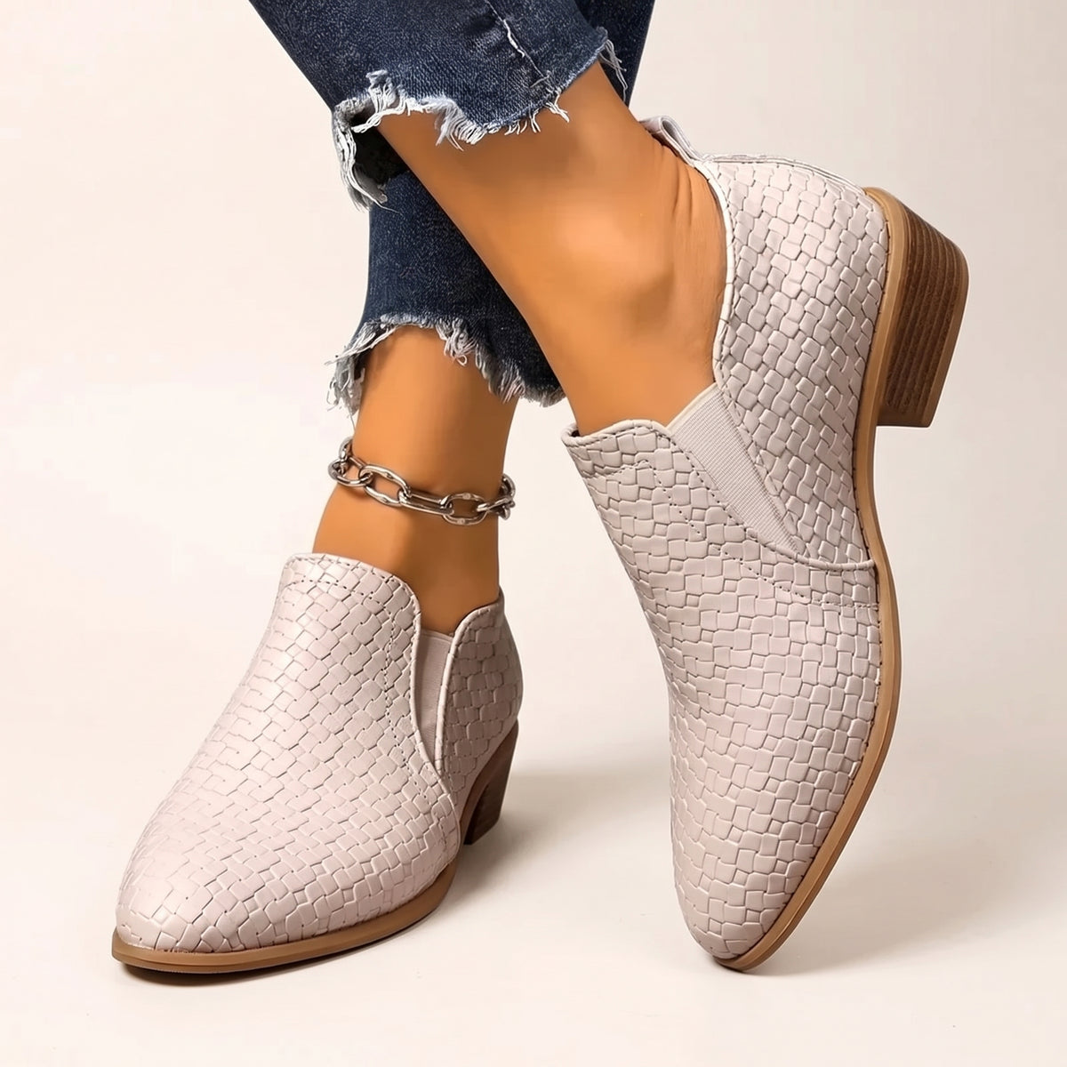 Botines Noemi – Trenzados con tacón ancho